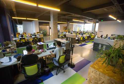 扬州伸缩门安装